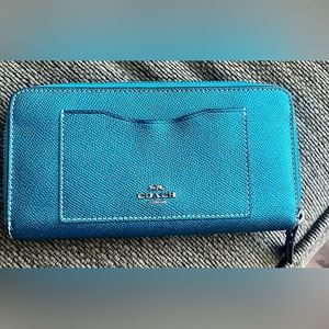 Coach Accordion Zip Wallet